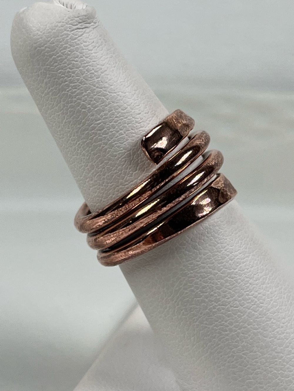 Solid Copper Coiled Band Ring Textured Hammered Finish Size 6 - Picture 3 of 7